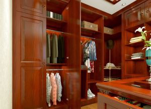 ארון בגדים לחדר שינה קלאסי